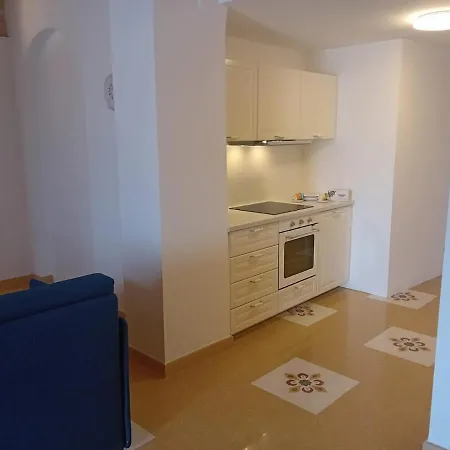 Dimora San Felice Il Melograno Апартаменты *