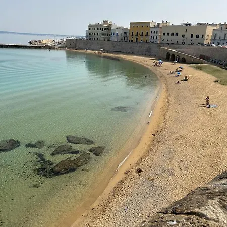 Dimora San Felice Il Melograno Галлиполи